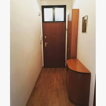 House Stazione Mazzini Flat X 2 شقة *