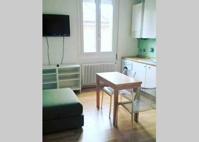 House Stazione Mazzini Flat X 2 *