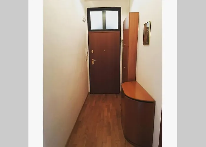 House Stazione Mazzini Flat X 2 דירה *